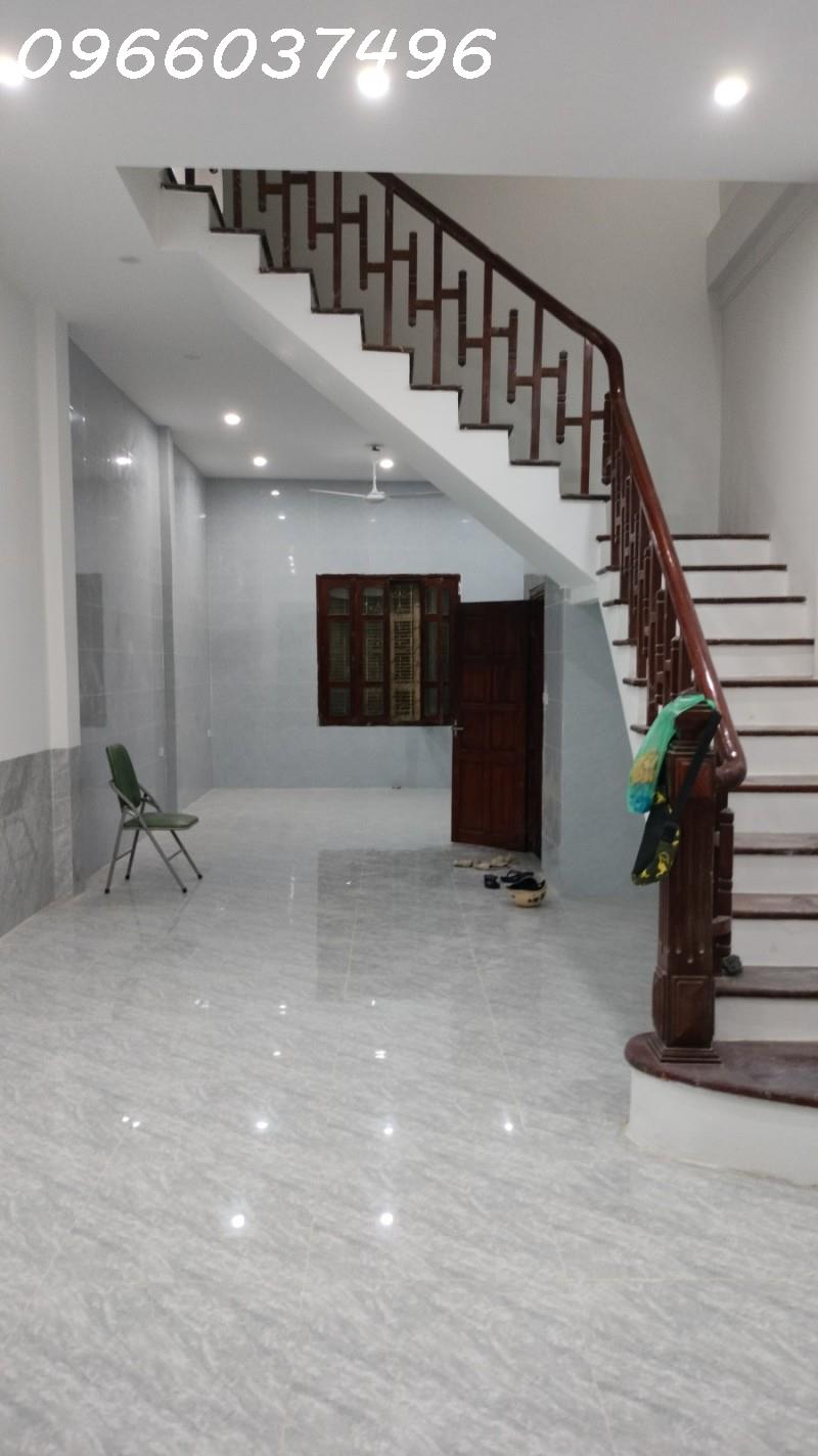 SỞ HỮU NHÀ ĐẸP NHƯ MƠ PHỐ HÀO NAM 34M2 5 TẦNG, NGÕ 3 GÁC QUAY 360*, CHỈ VỚI NHỈNH 5 TỶ