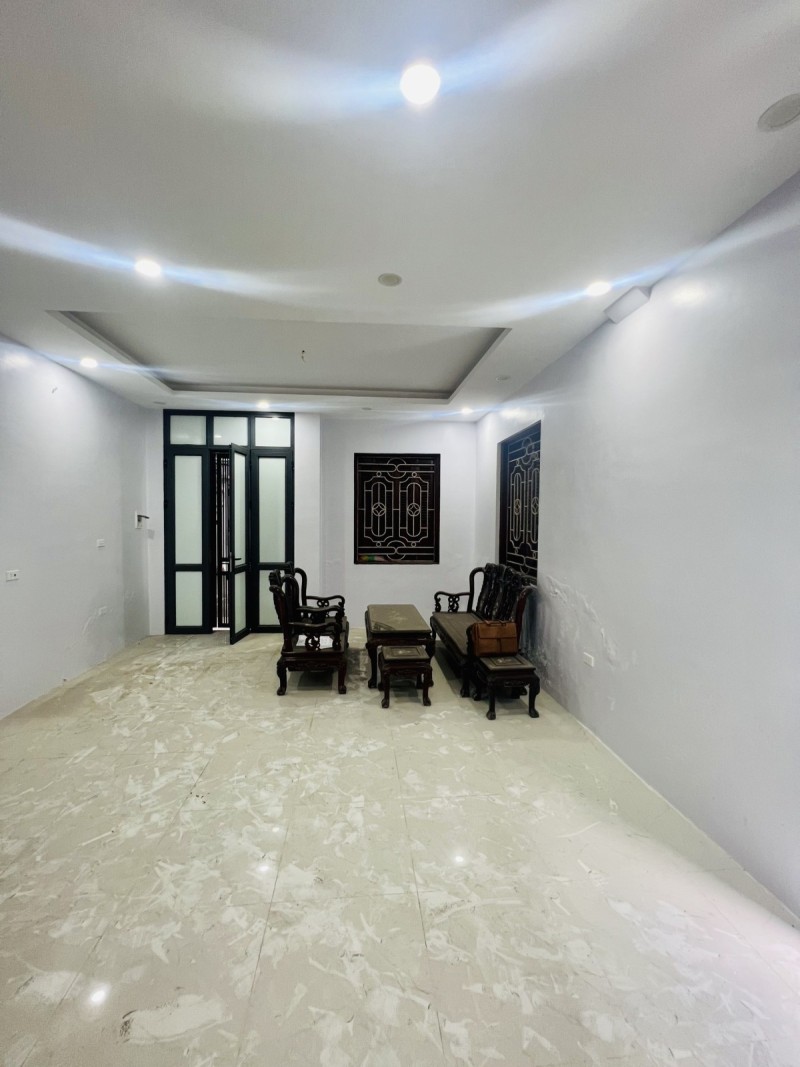 BÁN NHÀ PHỐ HÀO NAM ĐỐNG ĐA 45M2 x 4T MẶT TIỀN CỰC THOÁNG, NGÕ THẲNG TẮP, 5.6 TỶ