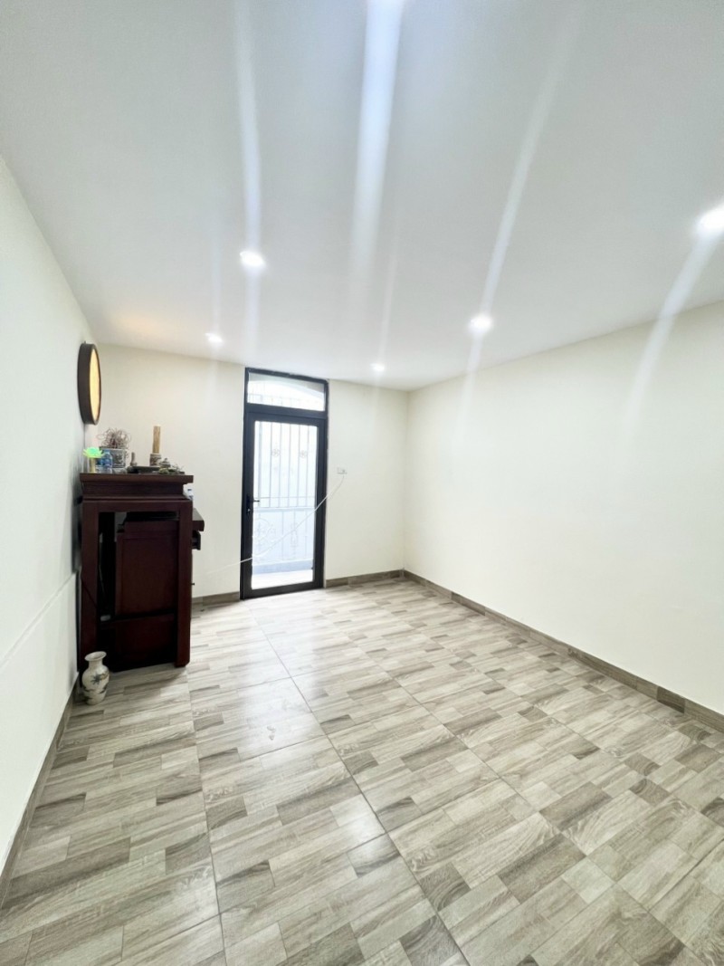 BÁN NHÀ HÀO NAM, ĐỐNG ĐA 35M2 X 5 TẦNG, LÔ GÓC, Ô TÔ TRÁNH, 2 THOÁNG, CHỈ 4,9 TỶ