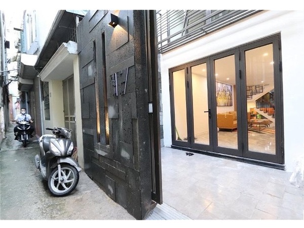 ban-nha-ngo-201-ngoc-lam-long-bien-ha-noi