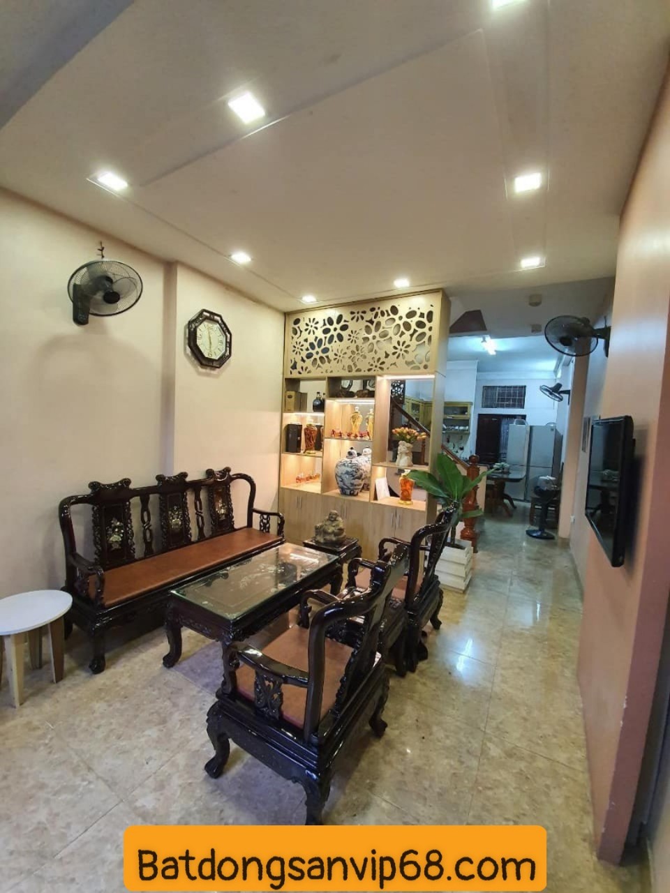 Nhà đẹp ở ngay, view hồ, cạnh công viên trên phố Nguyễn Thị Định, 50m2 giá 8.3 tỷ