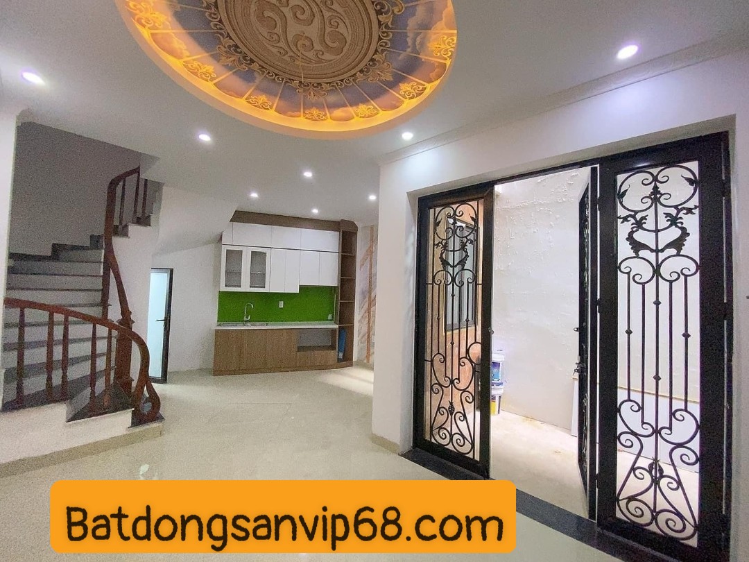 Cần bán siêu phẩm nhà đẹp thuộc phố Trần Duy Hưng 35m2 lô góc giá 5.9 tỷ