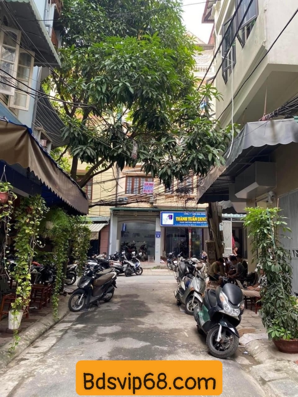 Bán căn nhà vị trí rất đẹp gần kề hồ Hoàng Cầu thuộc phó Võ Văn Dũng 35m2 4 tầng giá 7.6 tỷ