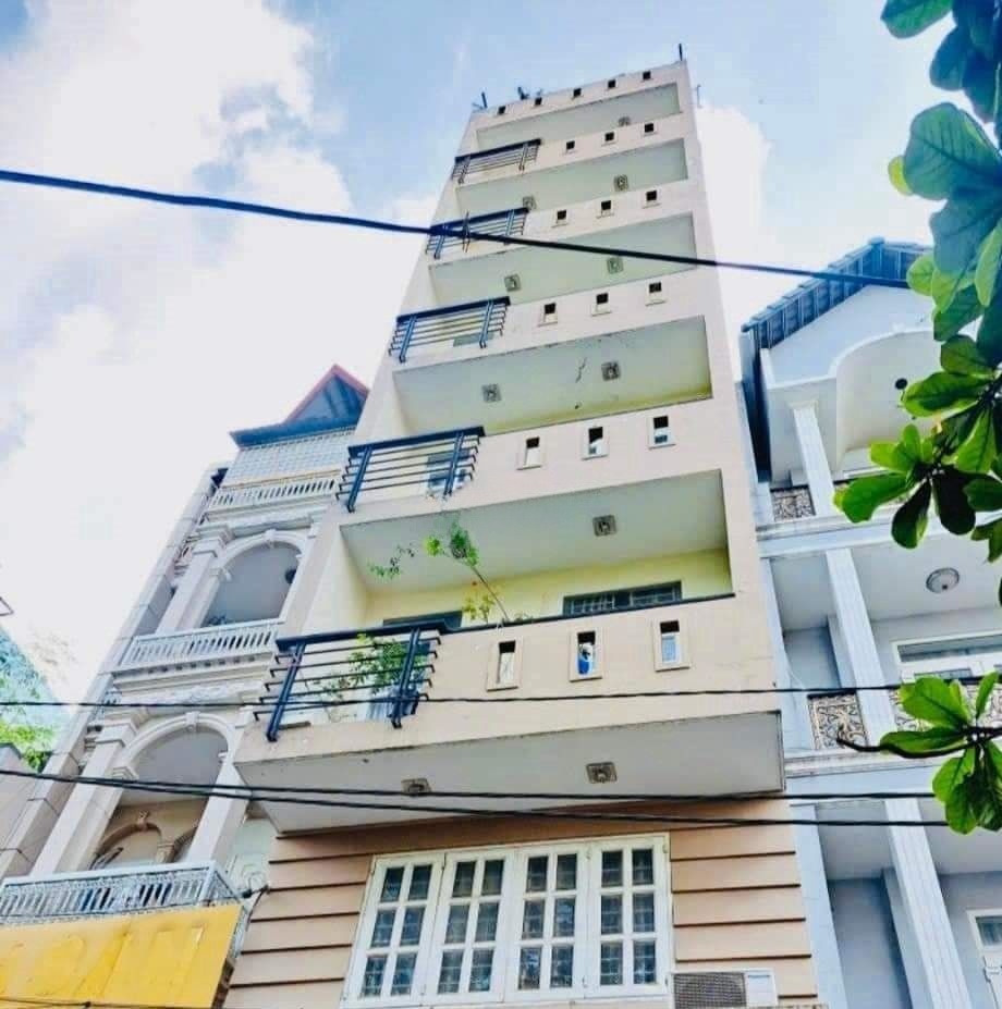 Bán Khách Sạn MT Trung Tâm Q10, 7 Tầng Thang Máy 16 Phòng, Ngộp Chào 18 tỷ.