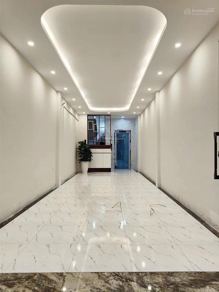 Bán nhà Lô góc 6,5 tầng Nguyễn ngọc Nại thang máy ô tô 7 chỗ vào nhà