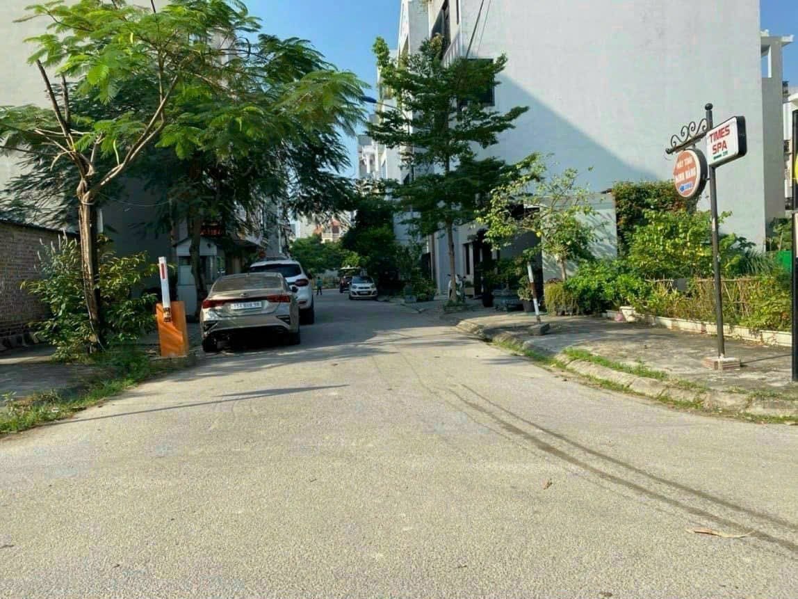 80m2