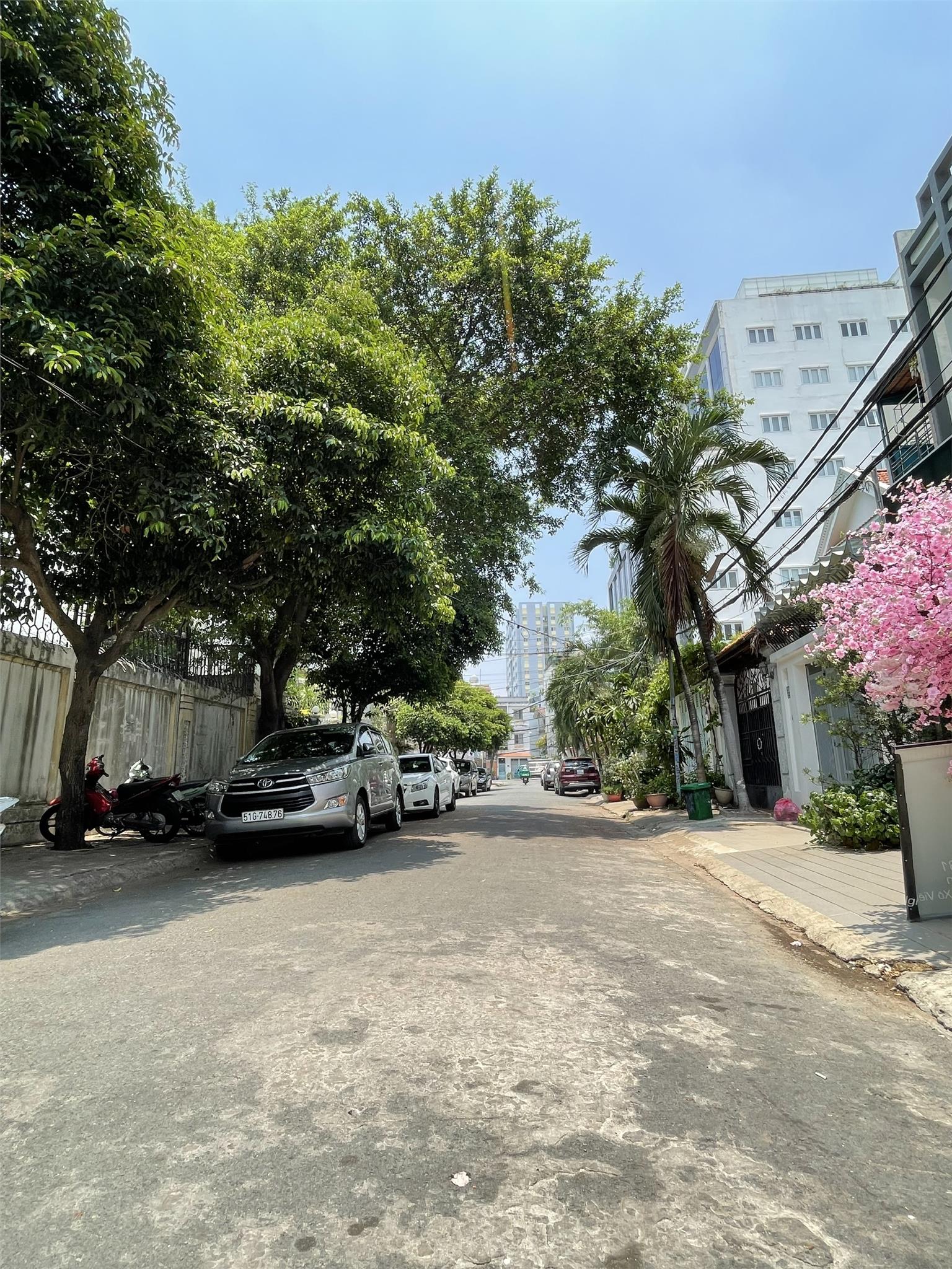 BÁN NHÀ HXH8M KHU D2 BÌNH THẠNH - 45M2 - 3 TẦNG- CHỈ 6 TỶ x