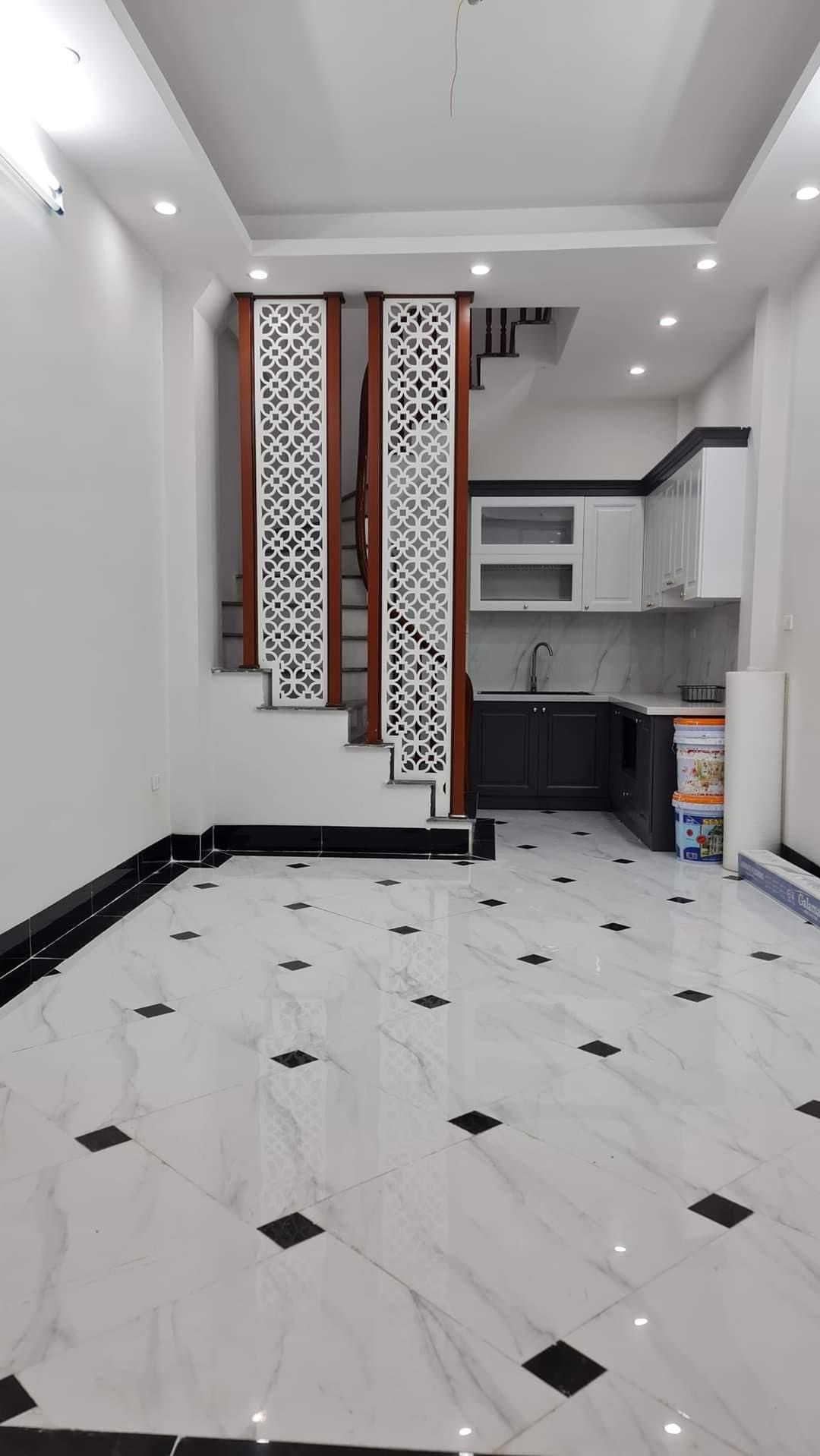 BÁN NHÀ KIM NGƯU QUẬN HAI BÀ TRƯNG - 31M 5 TẦNG MT 3.4M - CHỈ VỚI 4 TỶ NHÀ MỚI ĐẸP Ở NGAY NGÕ RỘNG CÁCH OTO 20M