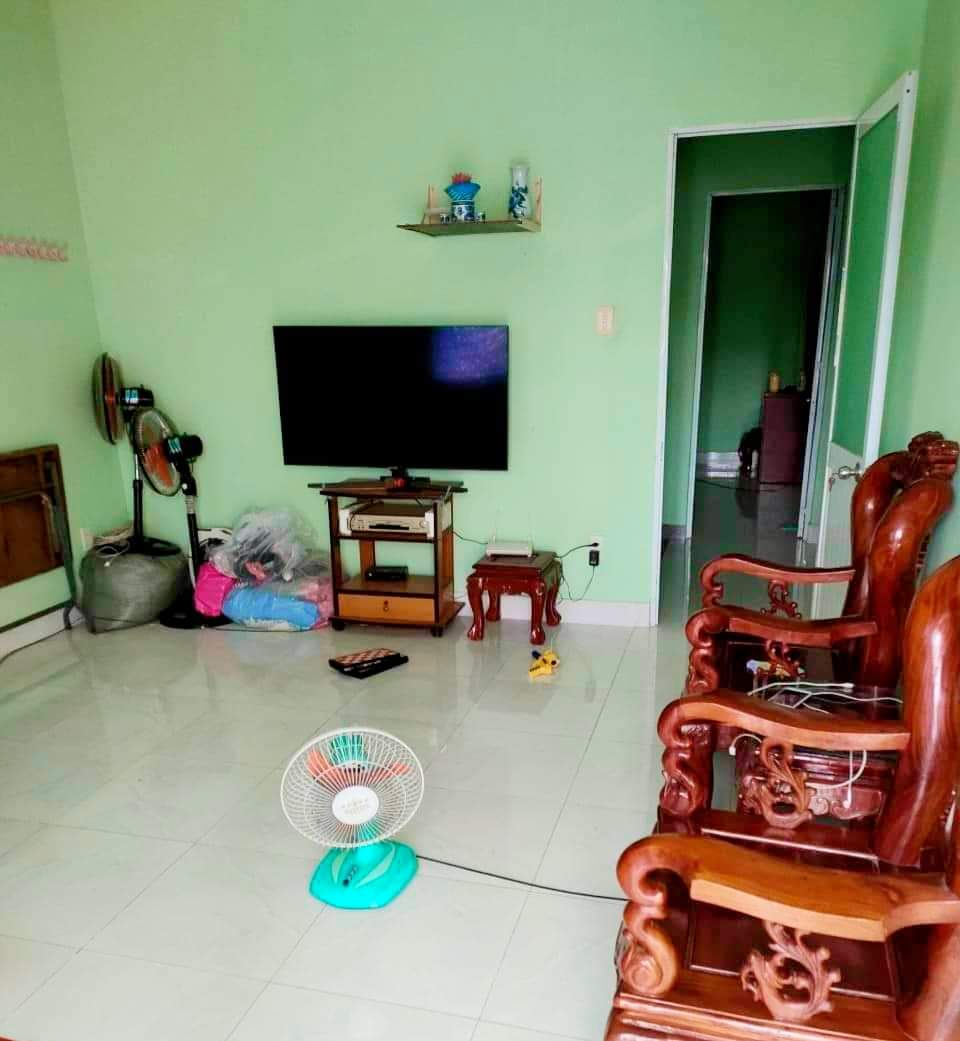 Bán nhà 2 tầng, 2pn, hẻm xe hơi tránh nhau, phường Trường Thạnh, quận 9. 60m2, ngang 4m. Giá tốt 3tỷ3