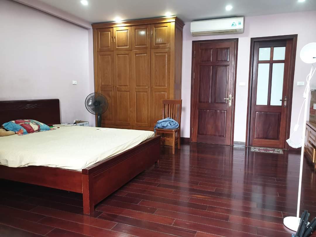 Tòa Nhà Vip Nhất Ngã Tư Sở _ Đống Đa, Tòa nhà 9 tầng, thang máy, kinh doanh cực đỉnh, dt 104m2, mt 5.5m, giá nhỉnh 20 tỷ