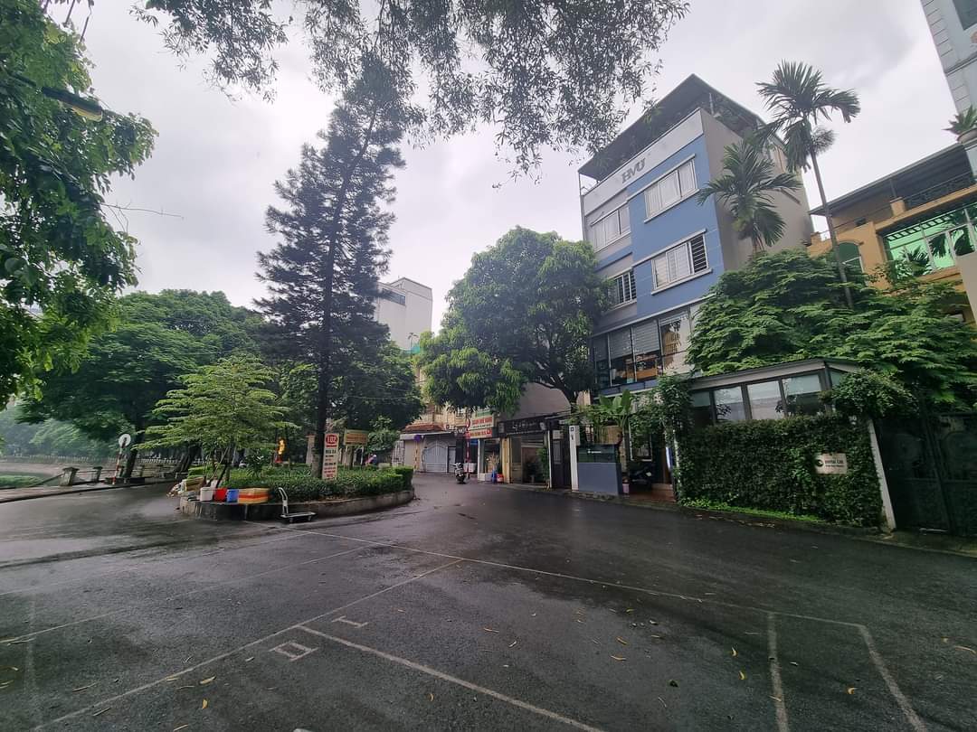 NHÀ BÁN MẶT PHỐ MAI ANH TUẤN. DT 54M. 7TẦNG THANG MÁY. MT 4M. 10 TỶ. ĐANG CẦN BÁN.