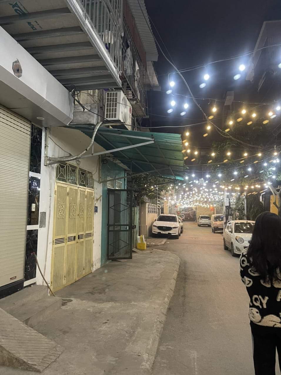 Bán Nhà Mặt Ngõ 147 Tân Mai, Ô Tô Tránh, Kinh Doanh, 37m, 5Tầng Chỉ 4,79Tỷ