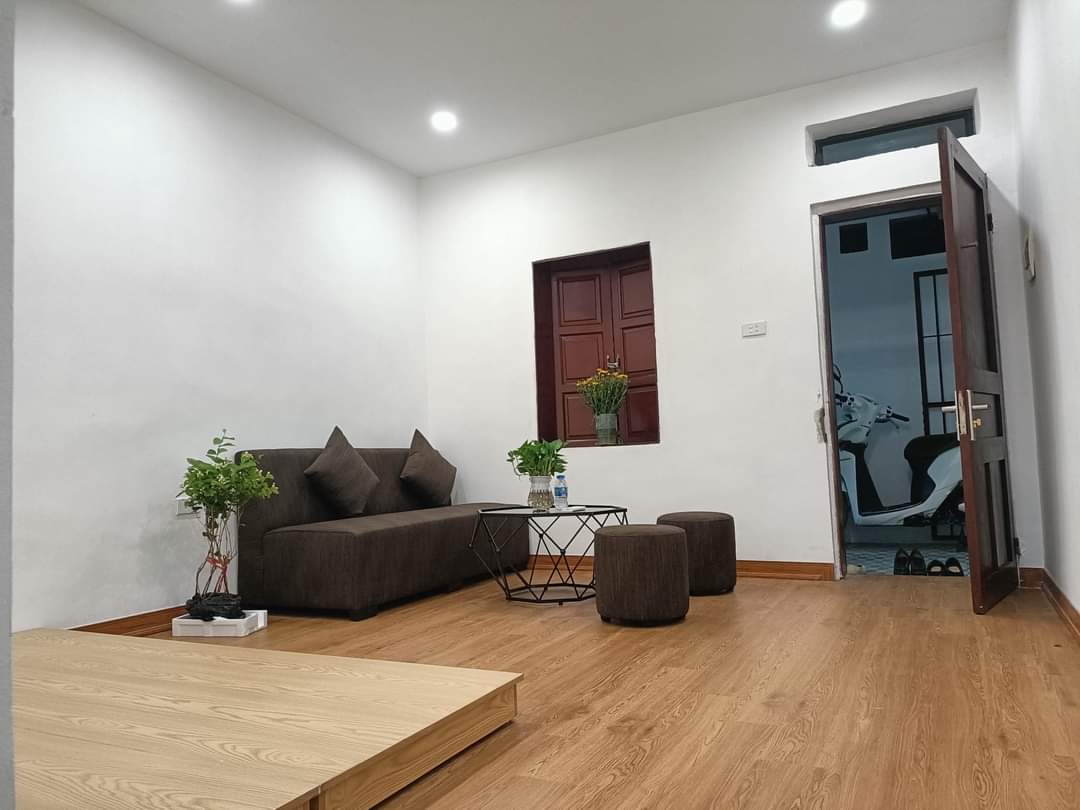 Phố Vọng Hà, Hoàn Kiếm,TT Cán Bộ, DT40m2, Chỉ 1.68 tỷ, khu dân trí cao, 0981882390