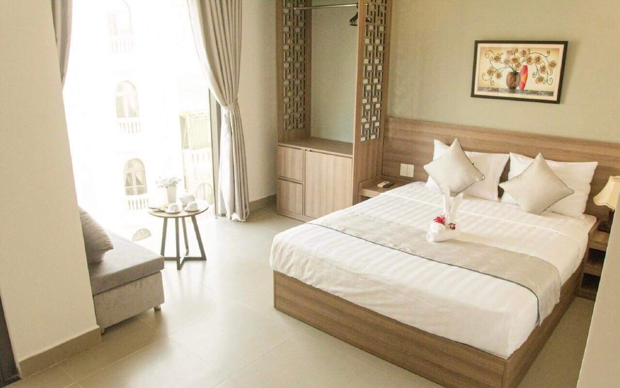 Khách sạn 8 tầng, VIP nhất An Thượng 2, giá siêu rẻ chỉ 22 tỷ