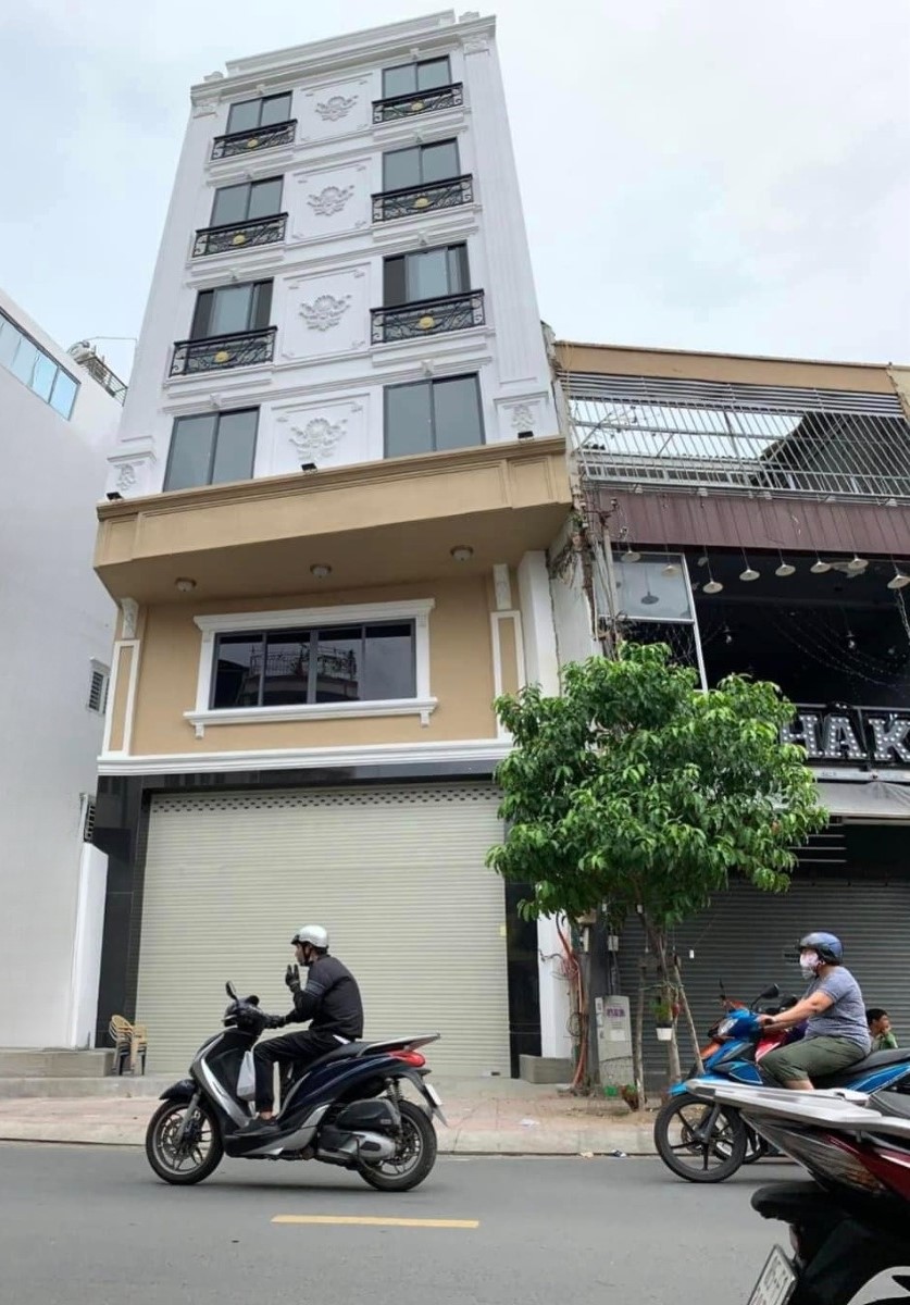 Mặt Tiền Quận 1 - Vị Trí Siêu Vip Ngay Vòng Xoay Điện Biên Phủ spa thuê 110tr/th