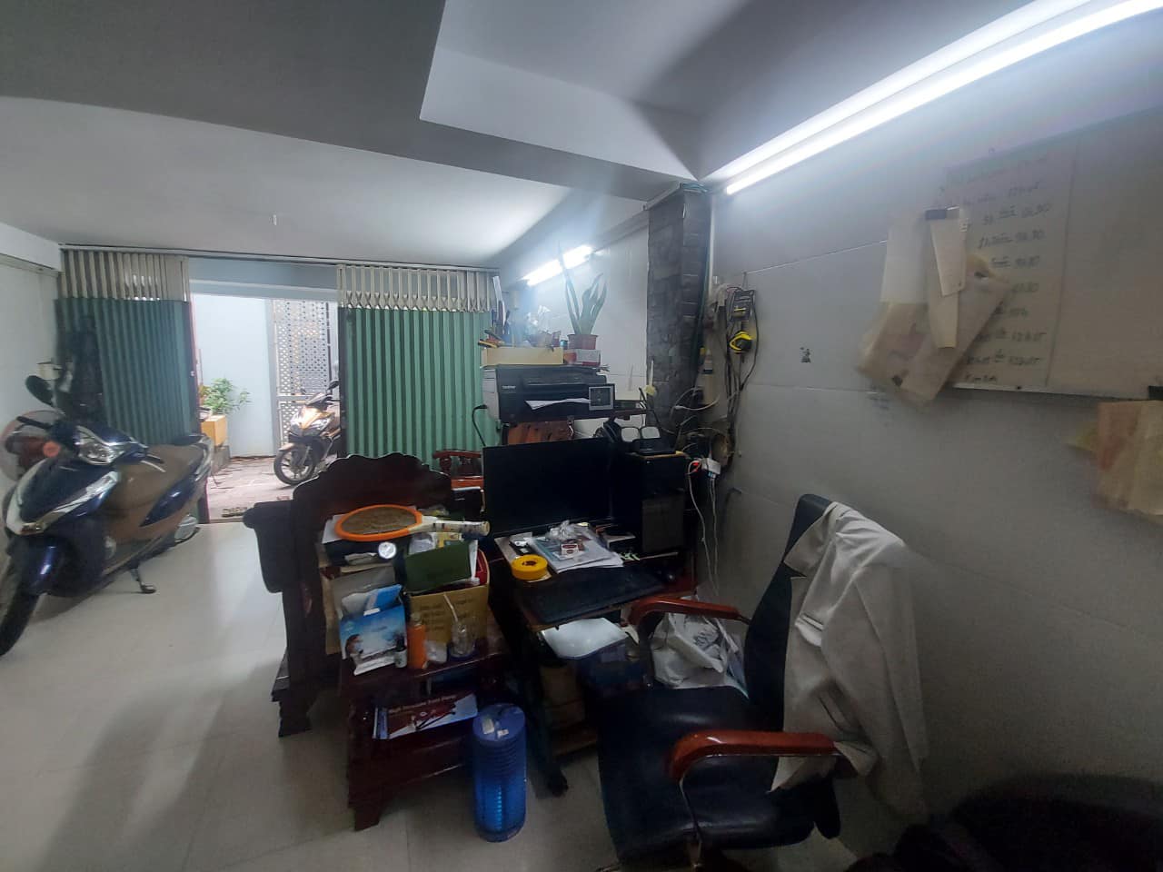 NHÀ PHAN VĂN HÂN - 3 TẦNG - NHỈNH 8 TỶ - VÀI PHÚT ĐẾN Q1.