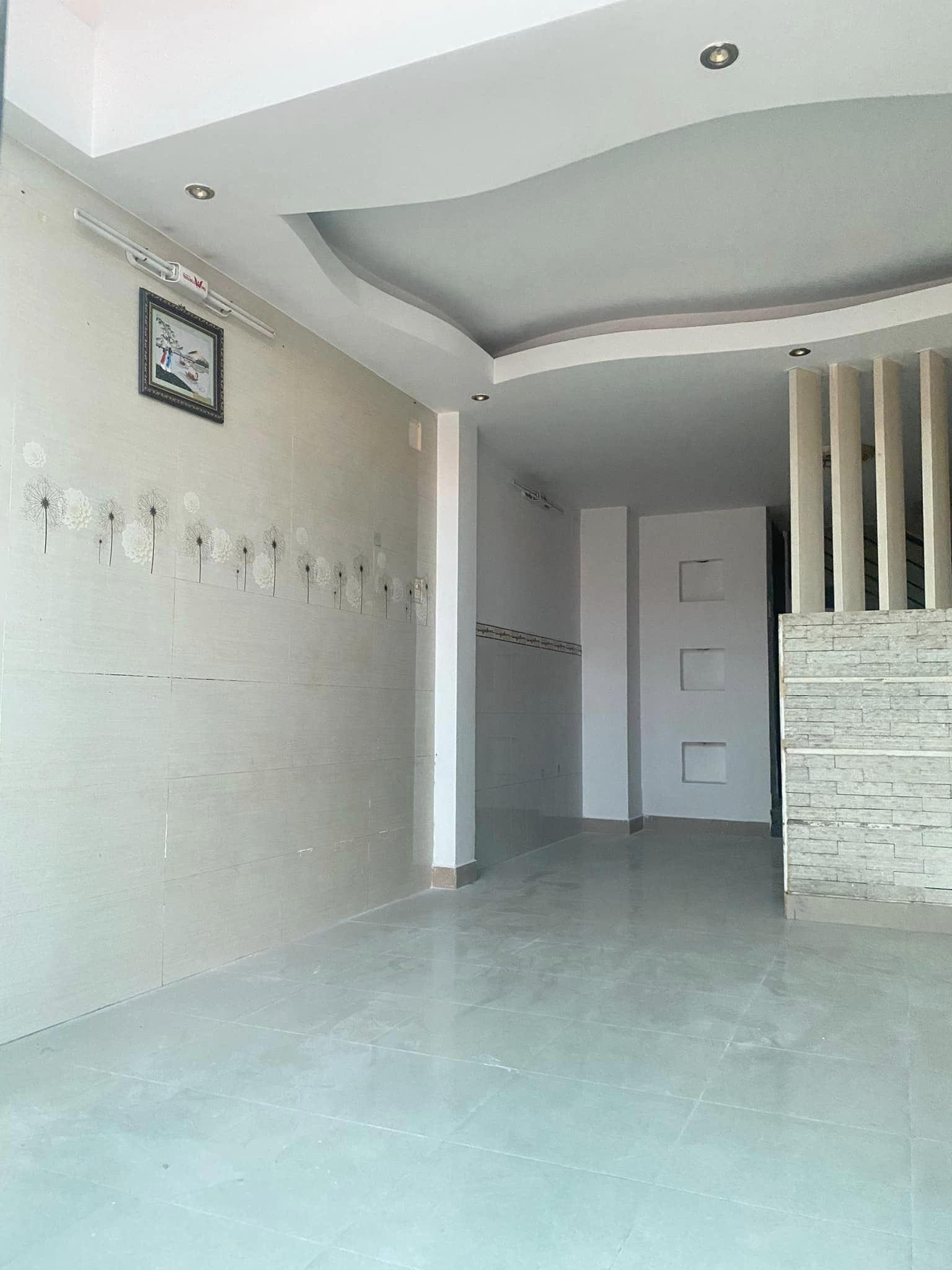 NHÀ 5 TẦNG - VÕ VĂN TẦN - KHU HIẾM NHÀ BÁN - CHỈ 7.9 TỶ\