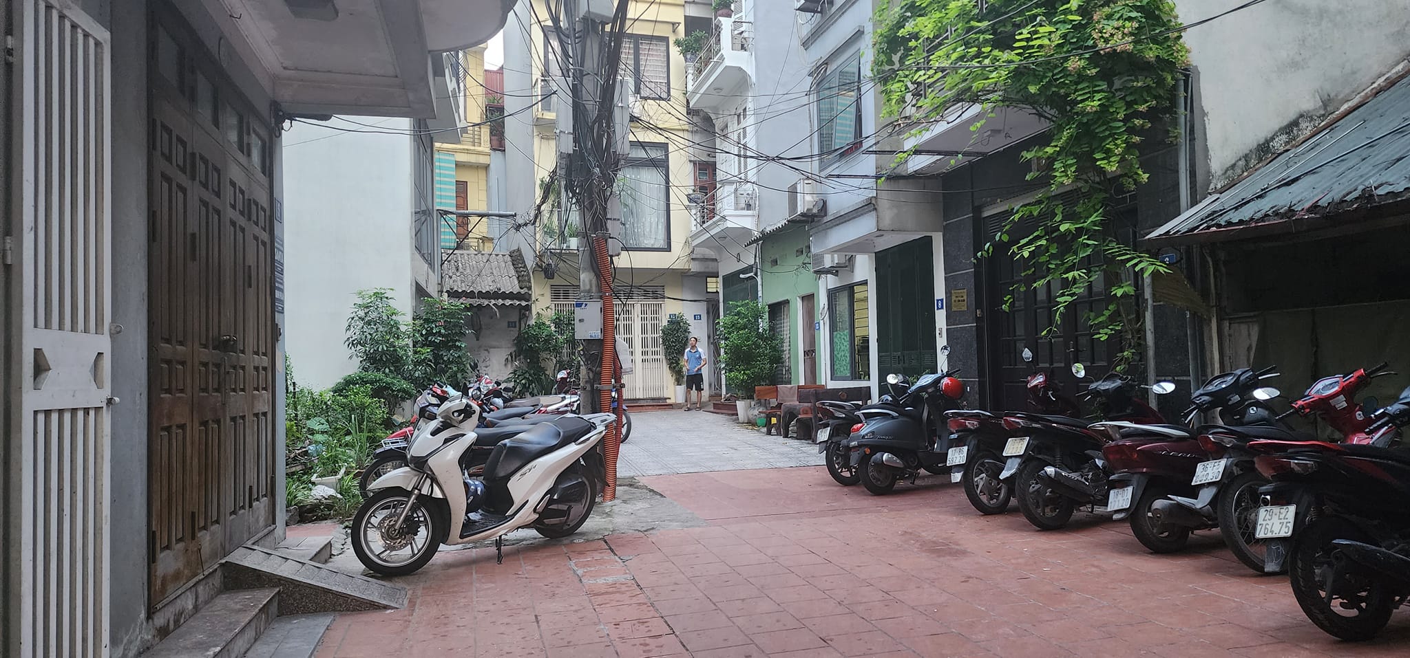 Bán nhà Phố Trích Sài 12.9 tỷ 46m2, 5T, MT4.2m view Hồ Tây tận hưởng an sinh đỉnh Tây Hồ