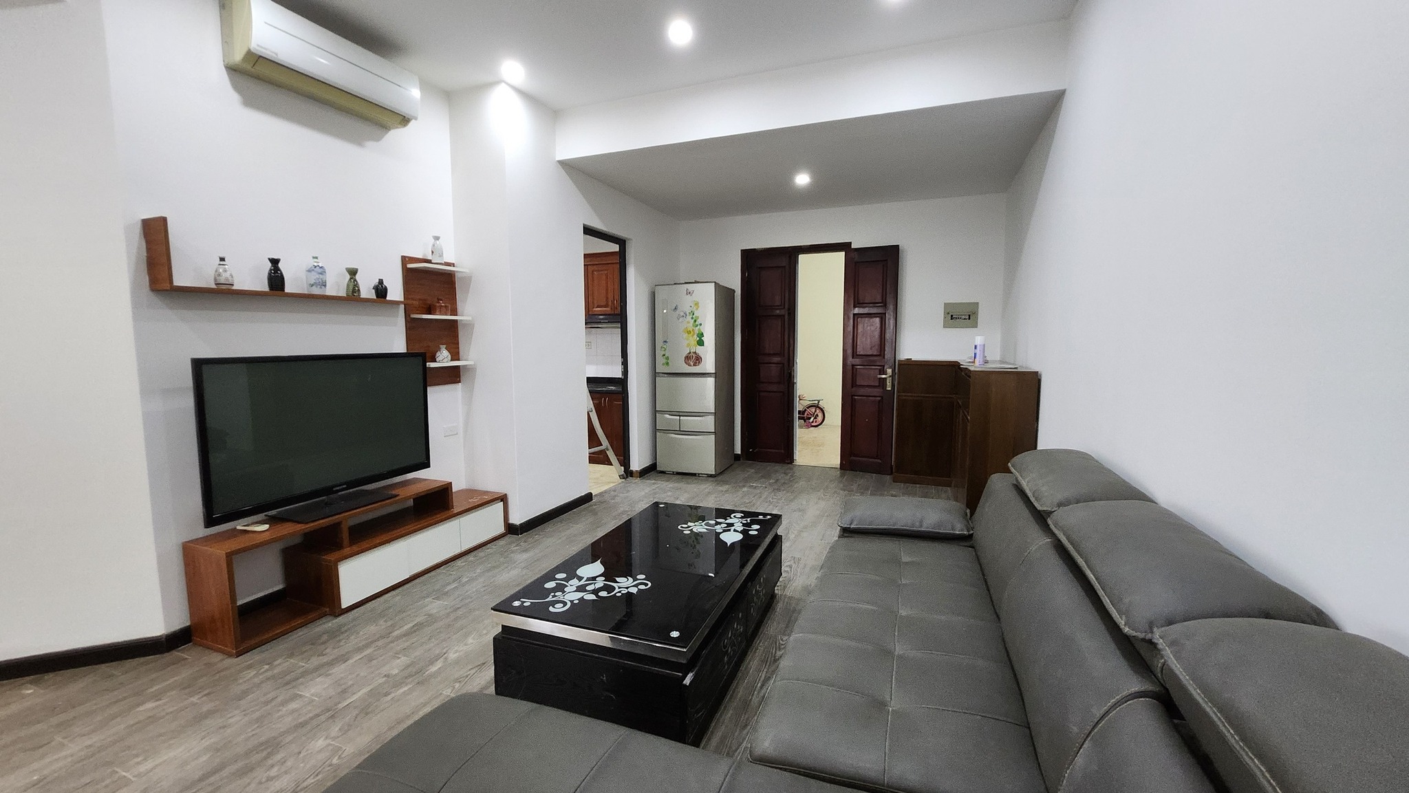 Cần bán gấp căn hộ chung cư An Sinh A 97m2, 3PN, tặng full nội thất, hơn 2 tỷ