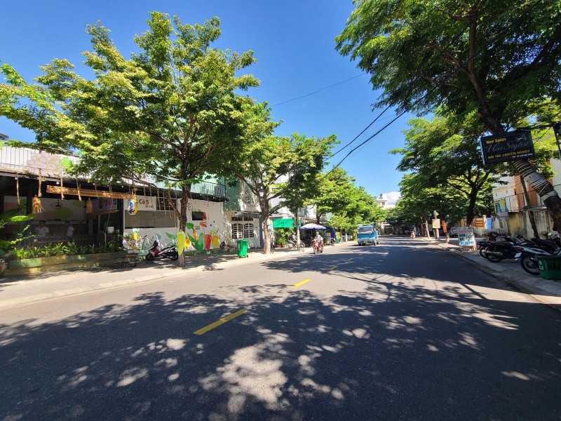 MT Nguyễn Thế Lộc 65m2, nhà C4, đường 10,5m, sát sông Hàn, gần chợ An Hải Bắc.