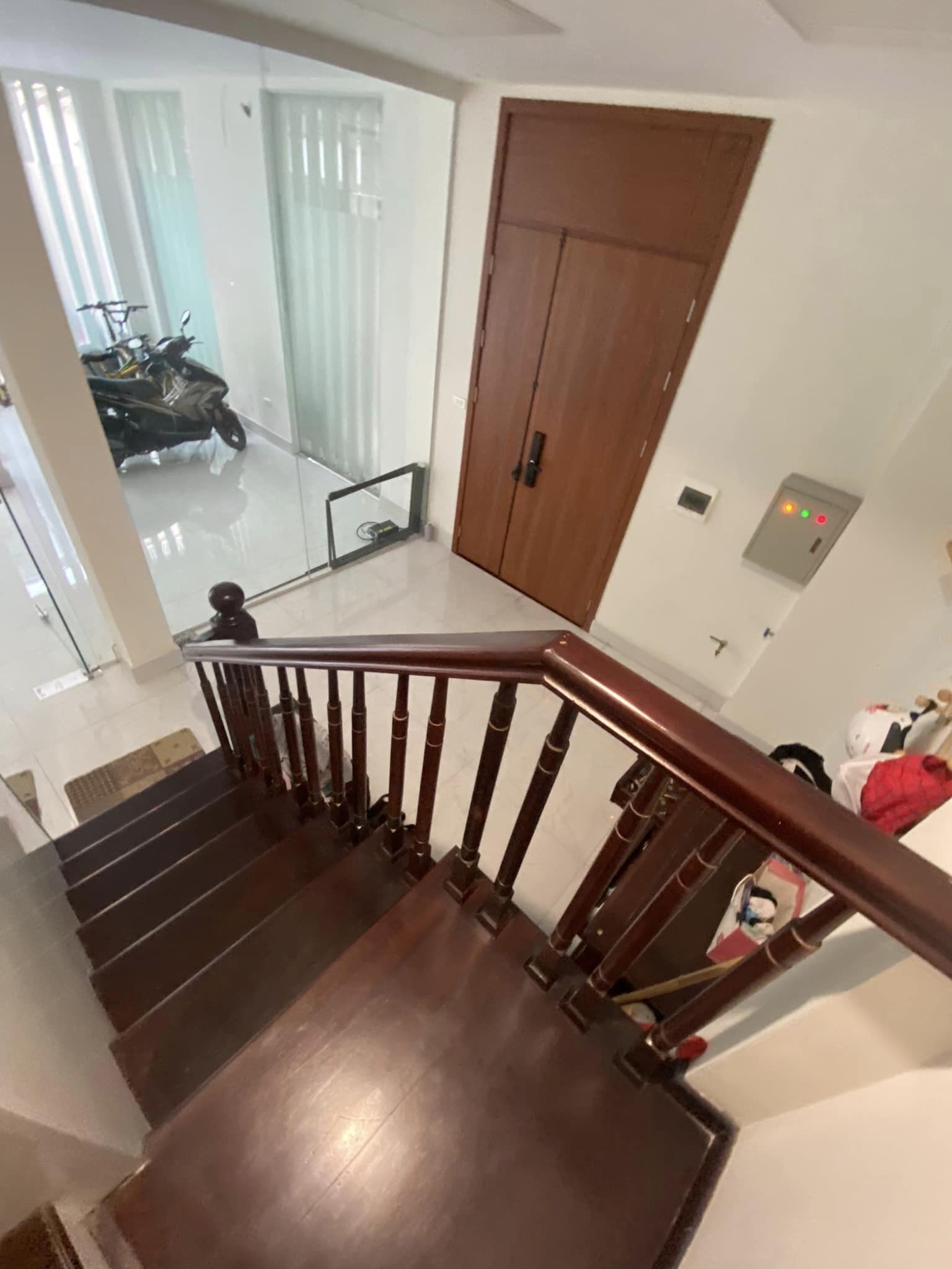 SIÊU HIẾM !! HOÀNG HOA THÁM – 54M2 x 5T x MT 15m – LÔ GÓC – THANG MÁY – GARA – 4 THOÁNG – GIÁ CỰC TỐT: 12.7 TỶ !!!