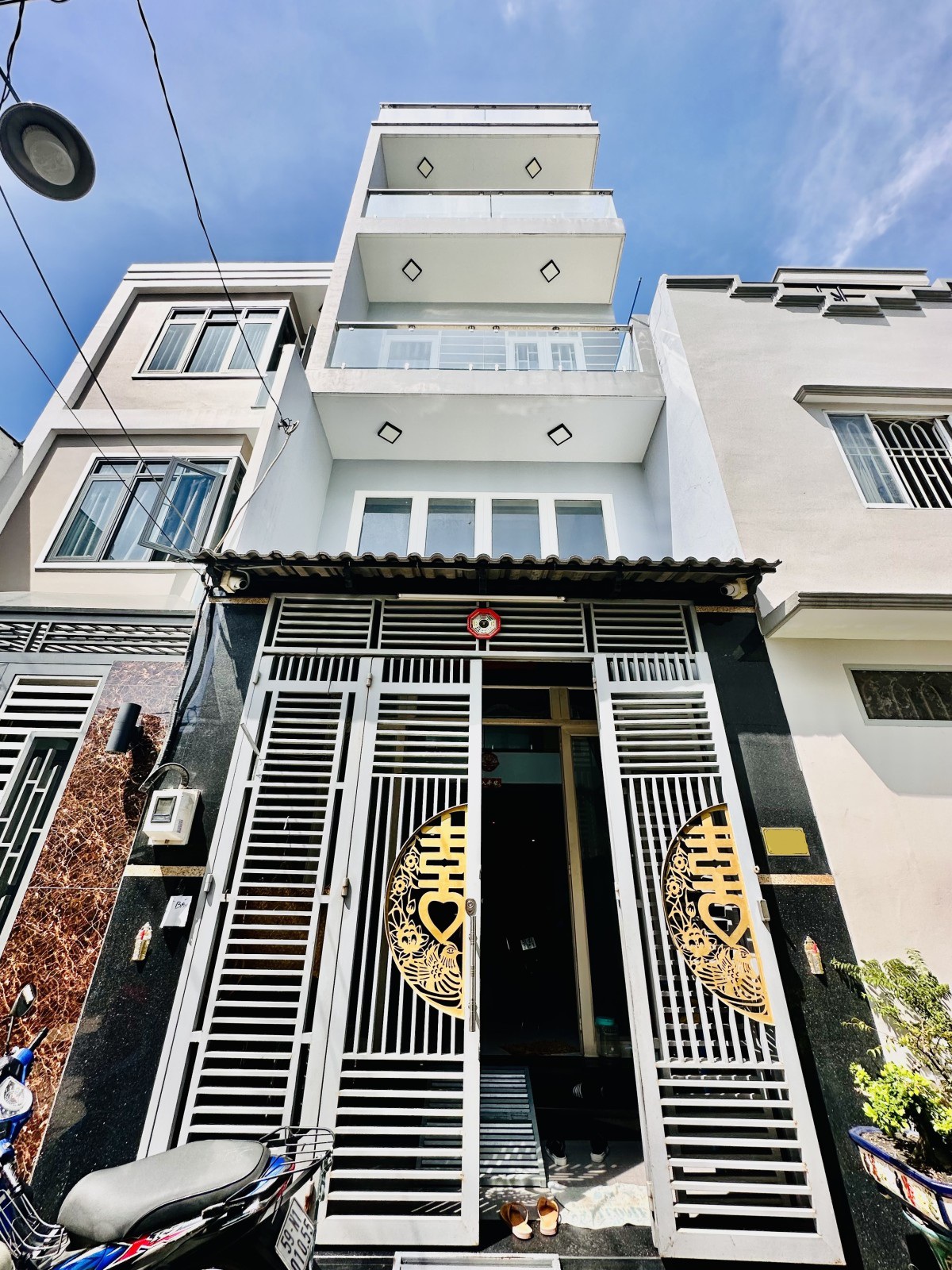 NGÂN HÀNG PHÁT MÃI - 72M2 NGAY CHỢ BÌNH TRỊ - HXH - 5 TẦNG BTCT - NHÀ MỜI - CHỈ NHỈNH 5 TỎI