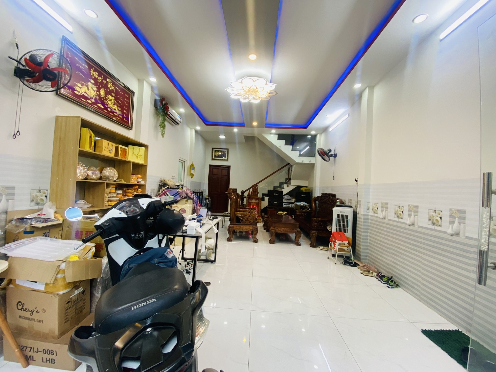 MẶT TIỀN KINH DOANH SẦM UẤT QUẬN BÌNH TÂN - 1 BƯỚC QUA QUẬN 6 - 72M2 - 3 TẦNG - NGANG 5M - CHỈ 7 TỶ