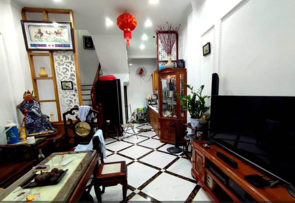 ban-can-nha-so-21-ngo-61-co-linh-long-bien-mat-tien-5m-1
