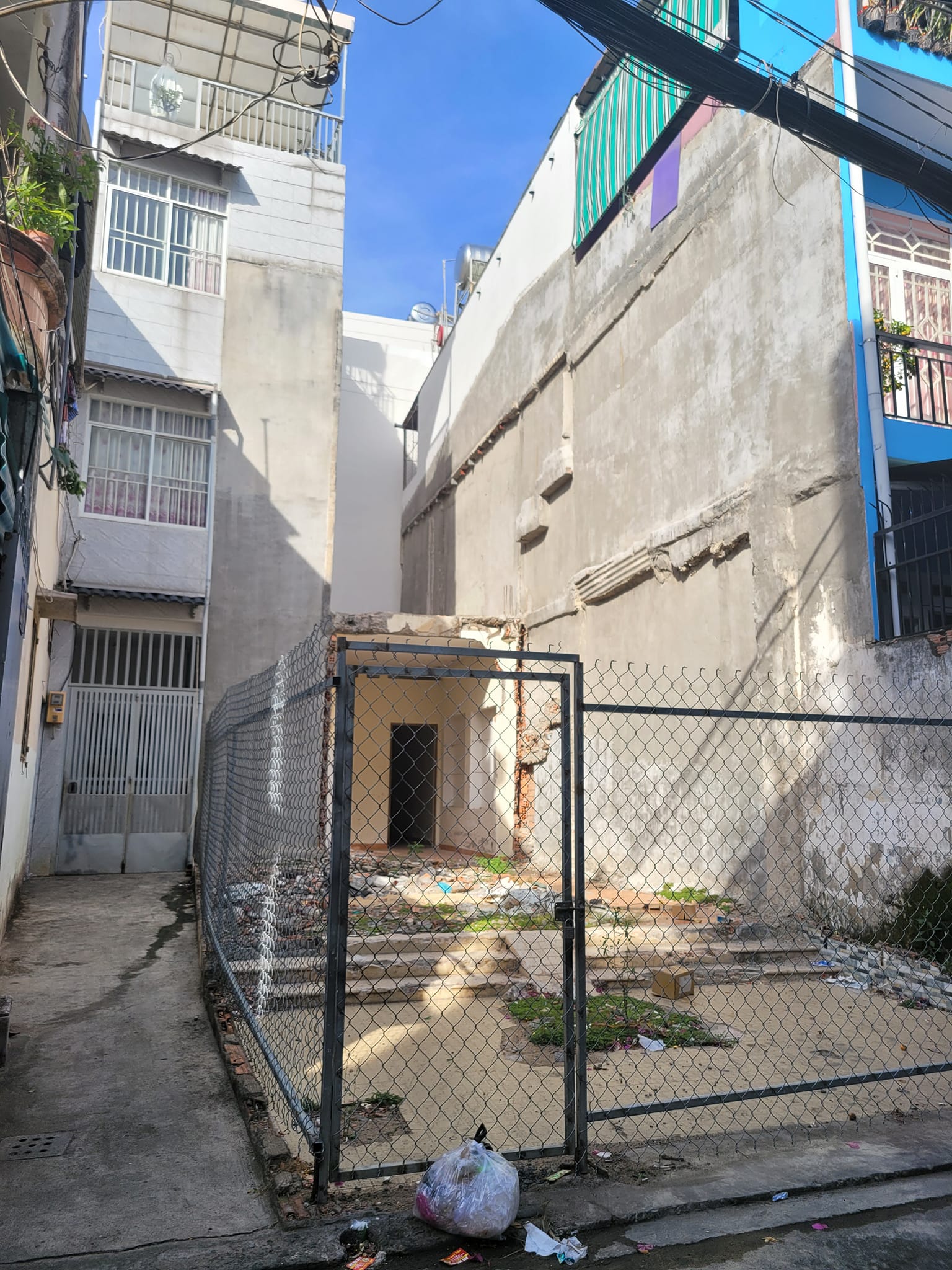 100m2