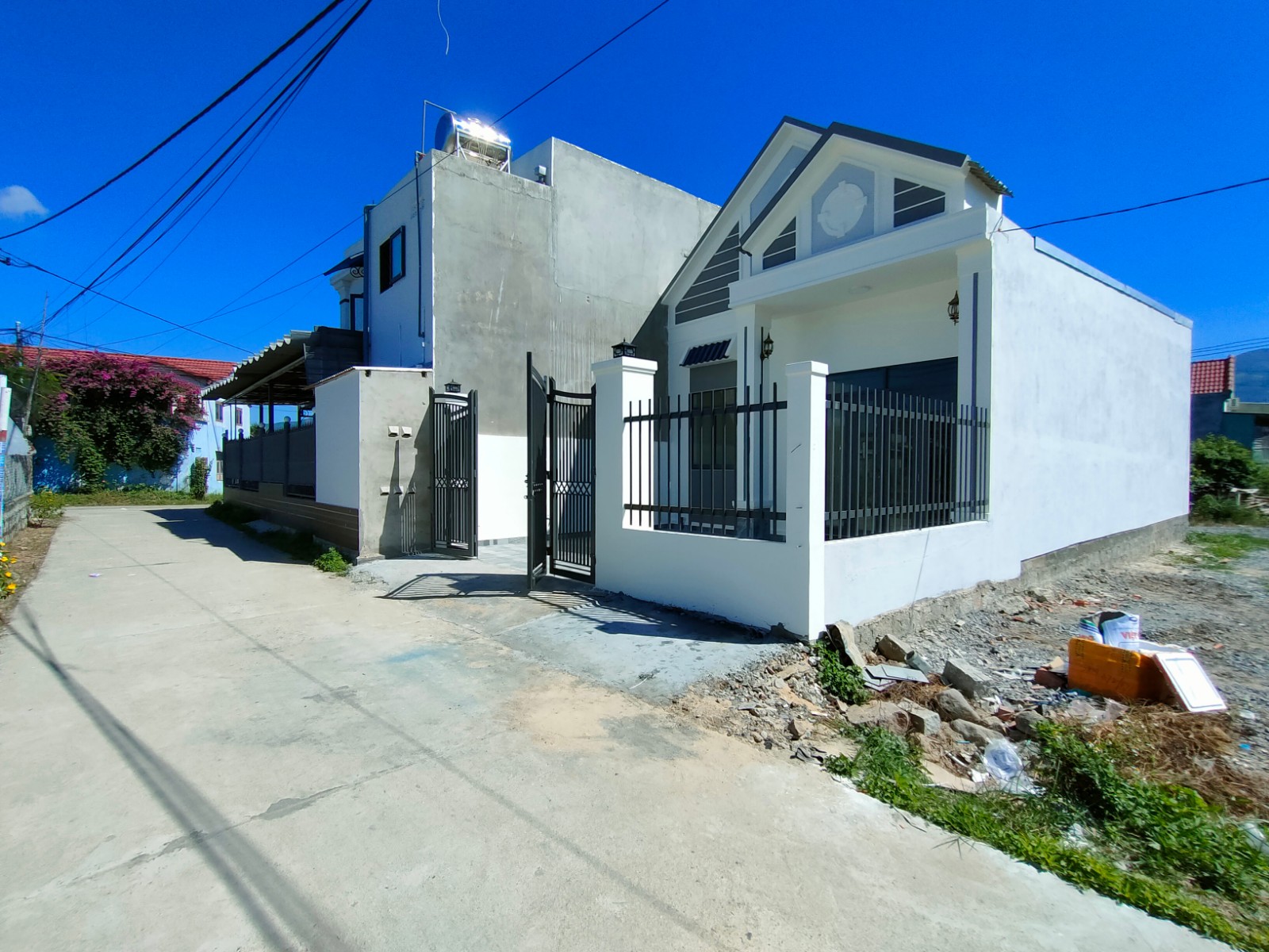 Bán nhà Diên Điền giá rẻ thôn Trung 3 - sát bên Hương Lộ 5