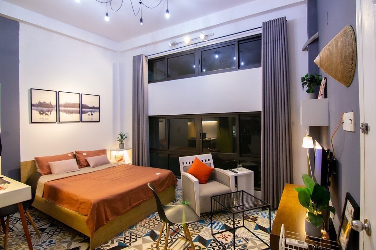 Ngộp, bán toà CHDV giáp Q1, cầu Thị Nghè, 69M2 nở hậu, 5 tầng, 540TR, nhỉnh 11 tỷ