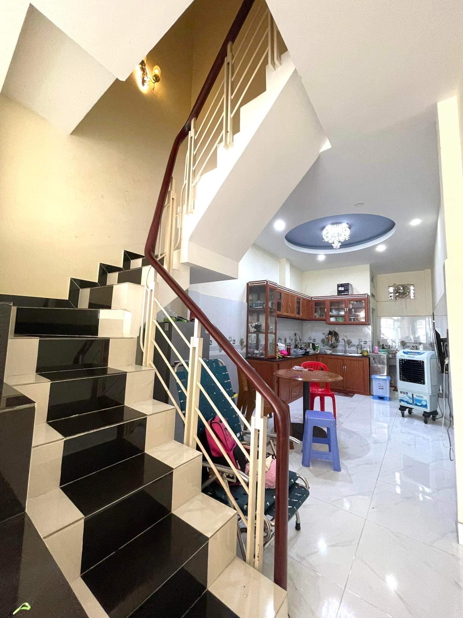 60m2