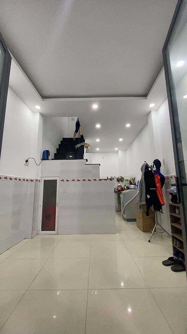 ban nha hem 86 au co phuong 9 tan binh 30m2 chinh chu cuong 0988896008 5702245