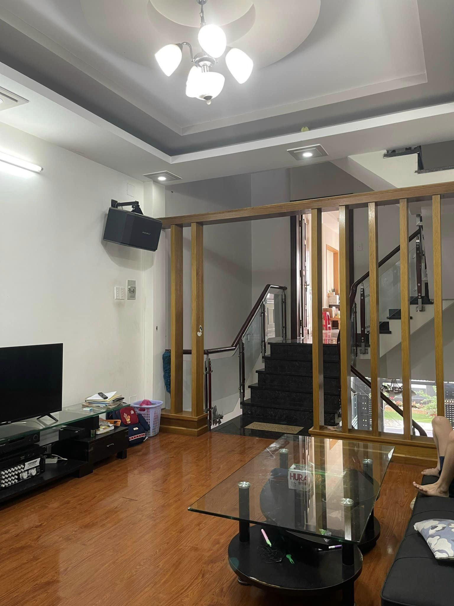 80m2