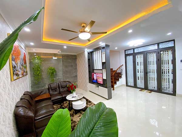 5 ban-nha-hoang-van-thai-5