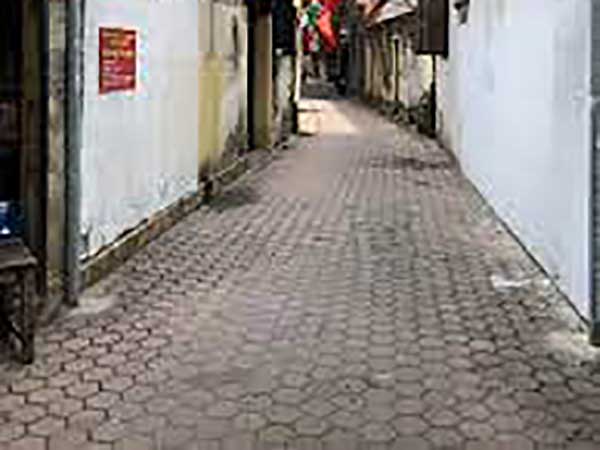 ban-nha-khuong-trung -3