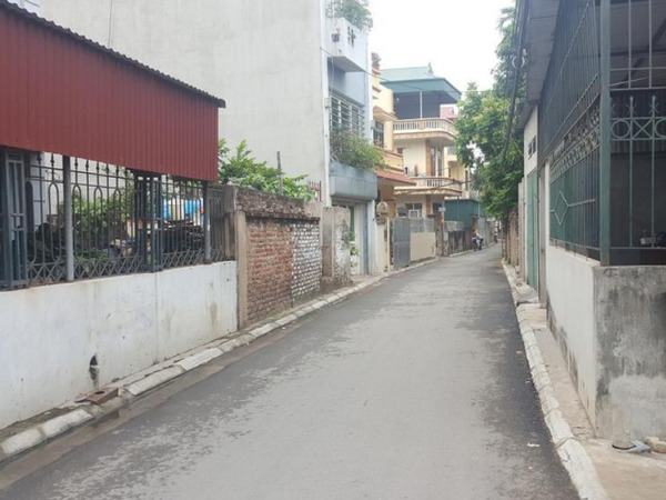 Mức giá bán nhà ngõ 360 Bắc Cầu dao động 40-50 triệu đồng/m2 ban-nha-ngo-360-bac-cau-ngoc-thuy-long-bien-2