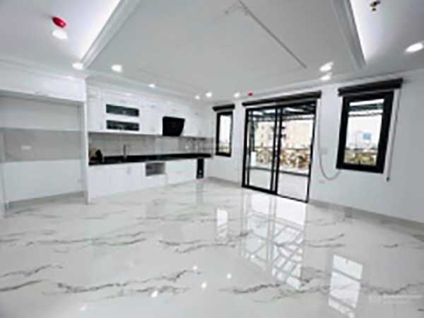 ban-nha-nguyen-thi-thap-5