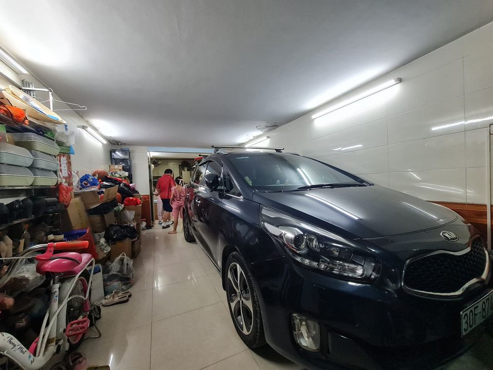 Bán nhà phố Nghĩa Tân, Cầu Giấy, 58m2, 5 tầng, gara ô tô, văn phòng, giá 11.56 tỷ