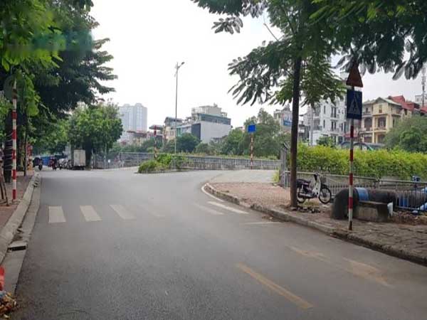 2 ban-nha-thuong-dinh-2