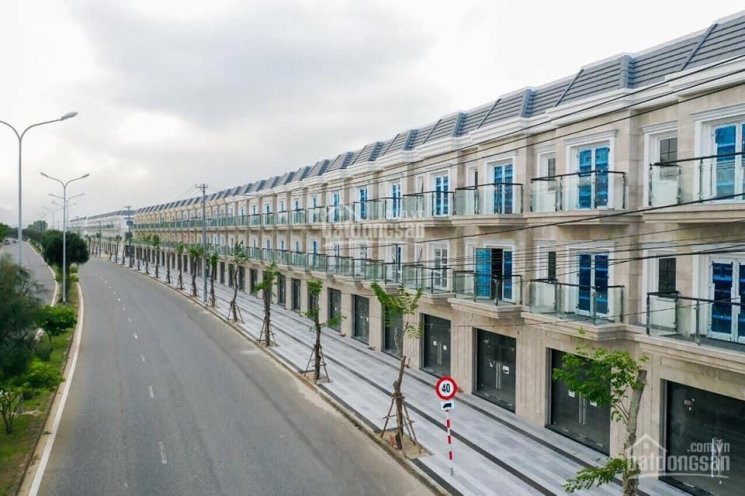 HOT! 2 Lô ĐÔI Đại Lộ Hùng Vương 42m, 306m2 14x22 phù hợp làm Nhà Hàng, Khách Sạn, Homestay