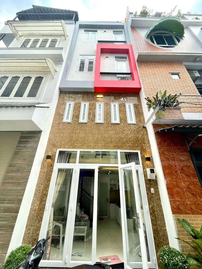 Trung tâm Quận 3, VIP Bàn Cờ, 4T Kinh Doanh, Chỉ 4 tỷ 6.