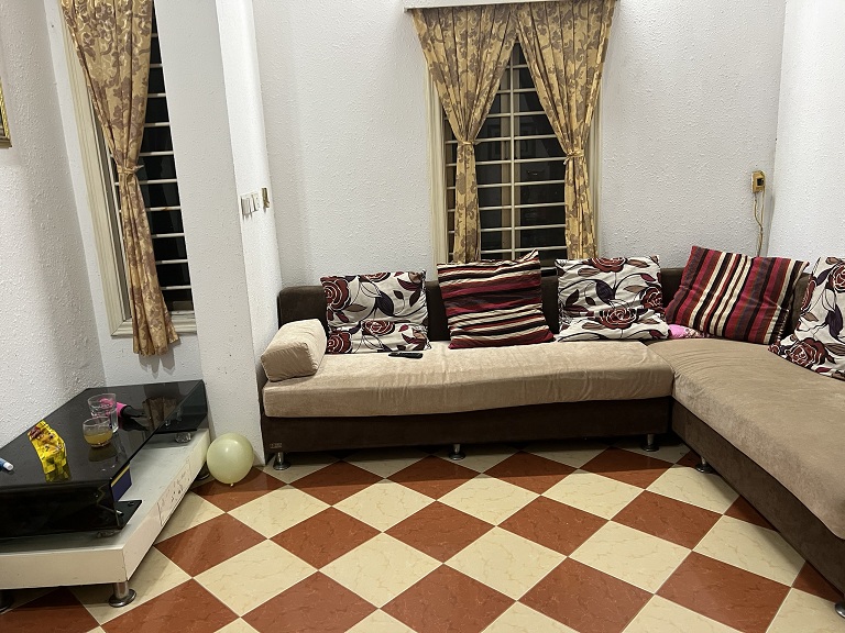 Gia đình chuyển về Vinhome smart city nên cần bán gấp nhà mặt ngõ Lệnh Cư , phố Khâm Thiên, Đống Đa, Hà Nội