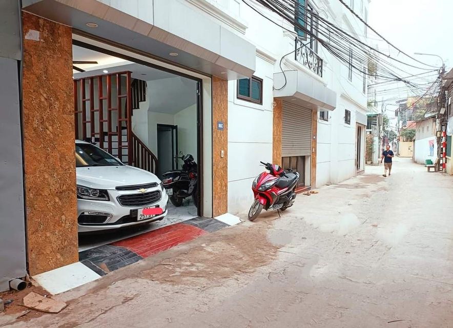 NHÀ ĐẸP CẦU DIỄN- Giá LỢN CHẾT - Ô TÔ vào nhà - 3.6 tỷ