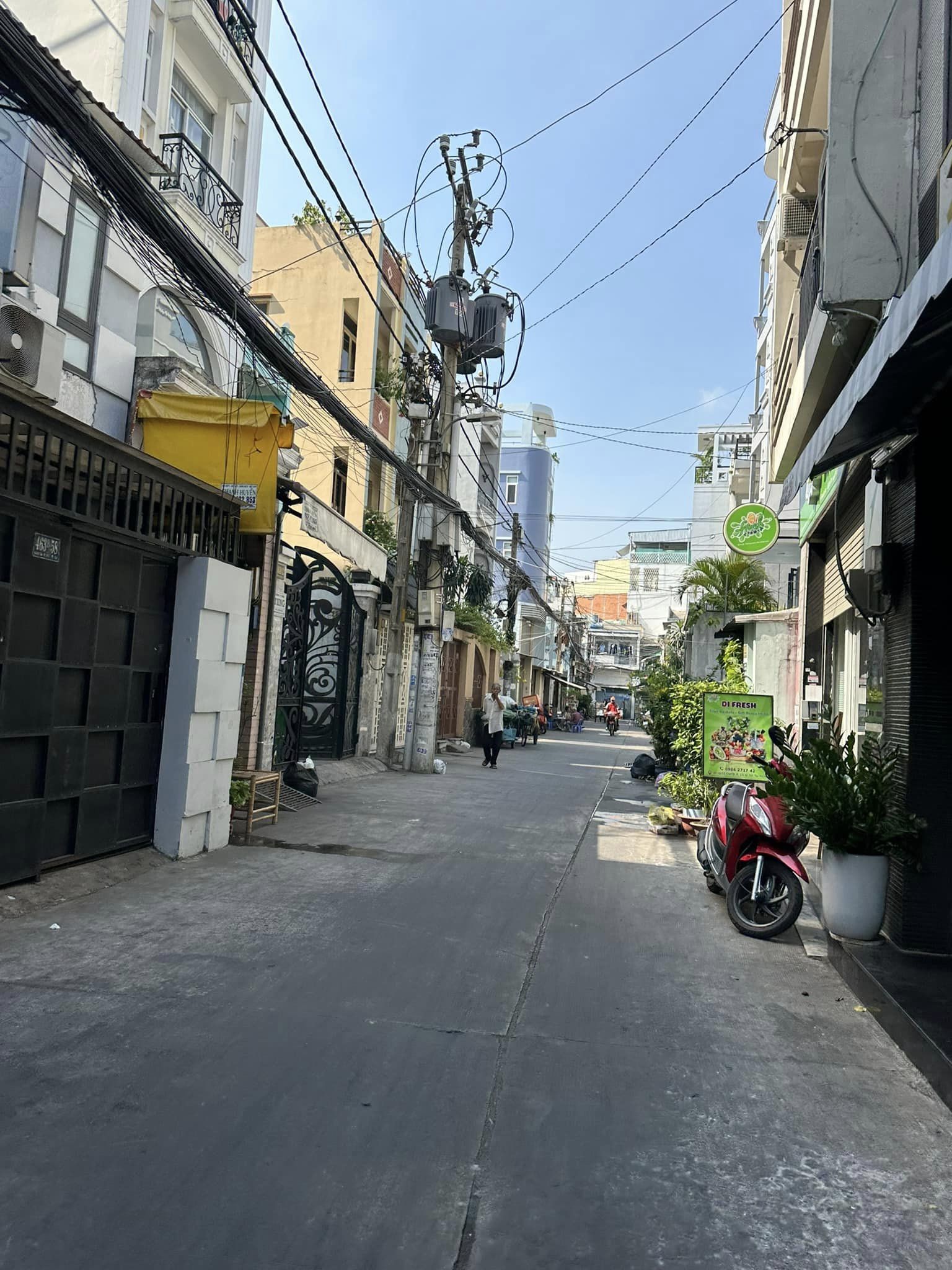 Cắt lỗ đất CHDV ngay TT Q10, 110m2 ngang 16m,HXH chỉ 12 ty