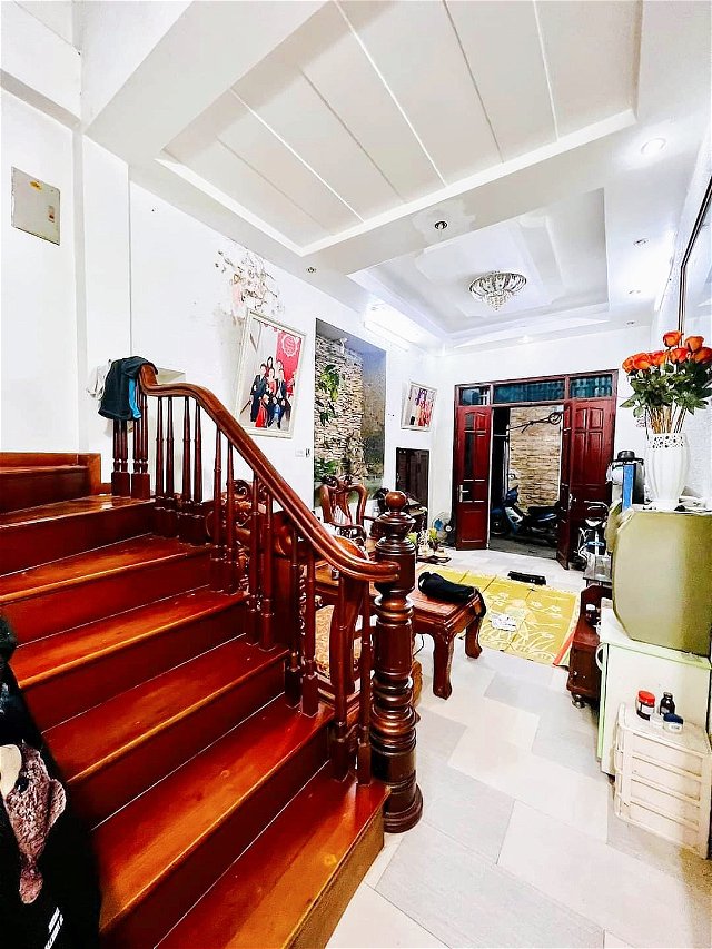 SIÊU PHẨM CẦU GIẤY - NHÀ TỰ XÂY CHẮC CHẮN - NHÀ 2 MẶT THOÁNG DT 42M*3T GIÁ 4.35 TỶ