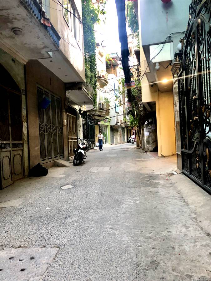 BÁN NHÀ LA THÀNH – OTO – KINH DOANH – SỔ PHÂN LÔ.