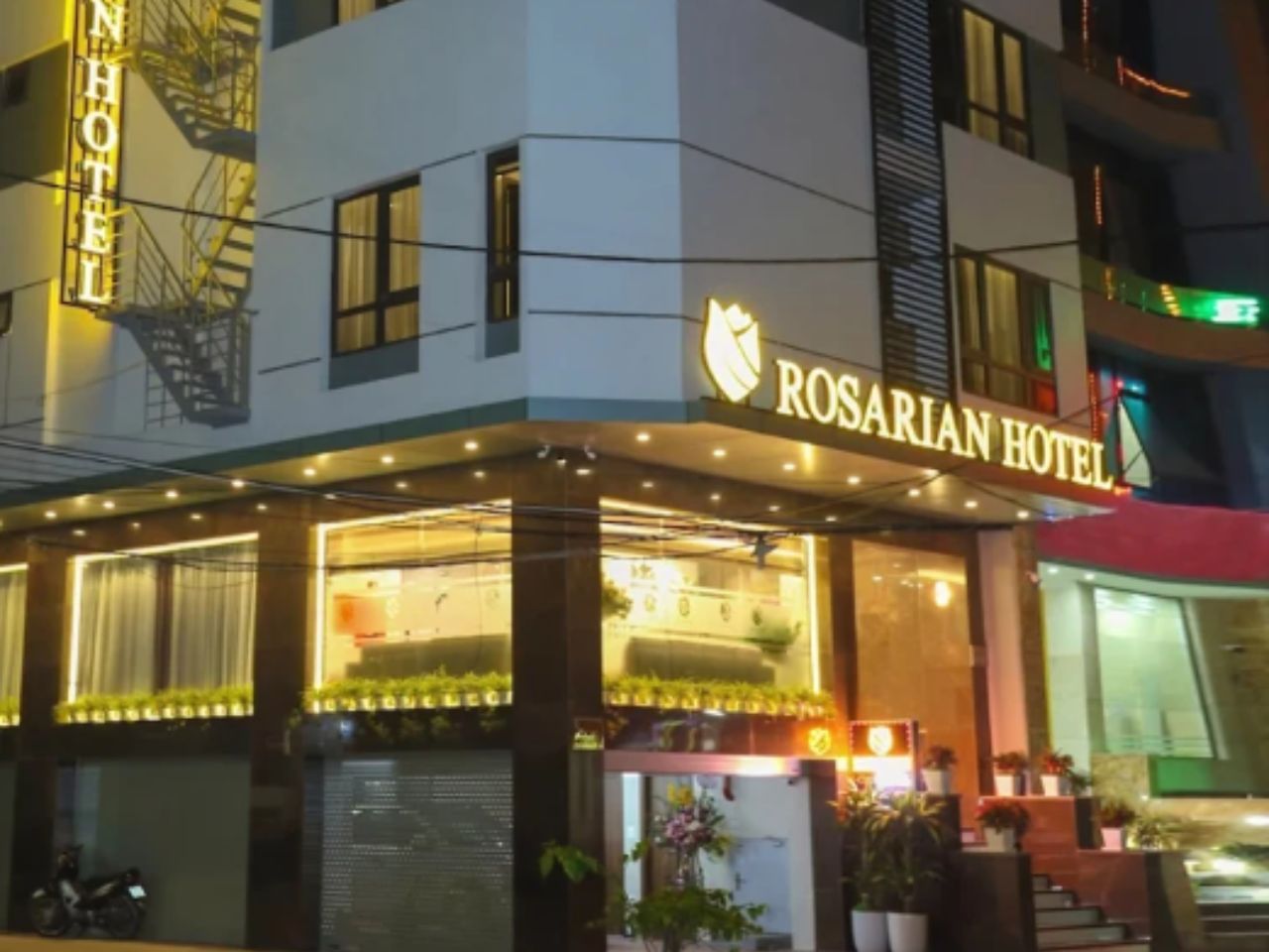 khach-san-rosarian-ha-noi