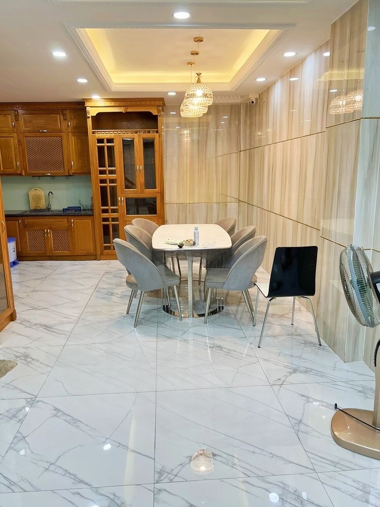 Siêu phẩm. Ngang 5m. Nhà Huỳnh Văn Bánh Phú Nhuận 80m2 chỉ 7tỷ49