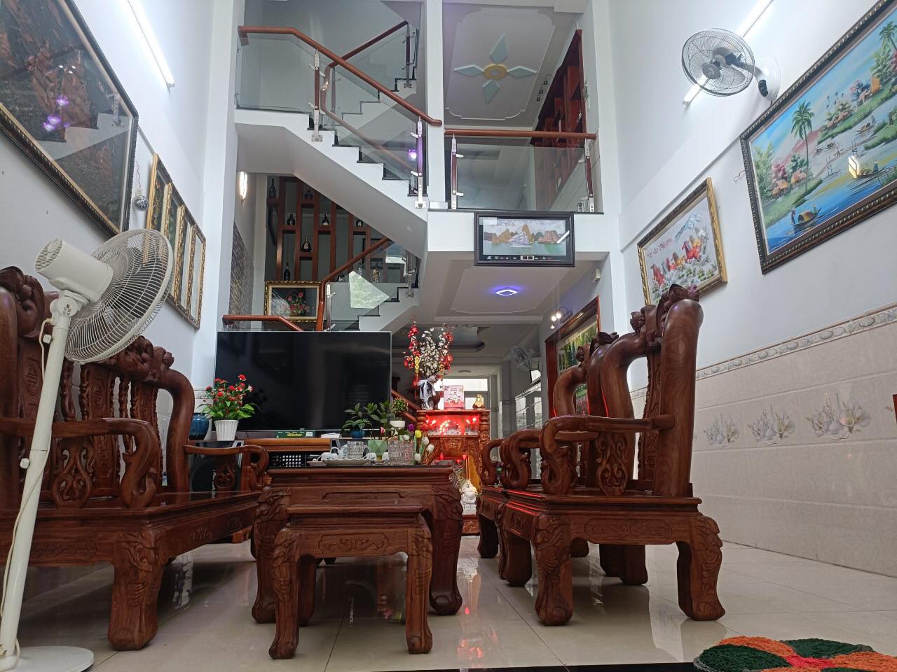 Nhà 3 lầu mói xây giá chỉ có 4.5 tỷ, Tân Chánh Hiệp, Quận 12